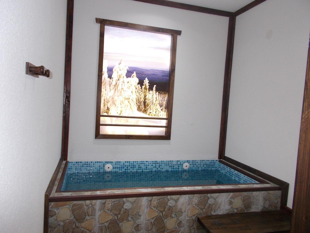 Motel Koziyat Rog Malko Tŭrnovo Dış mekan fotoğraf